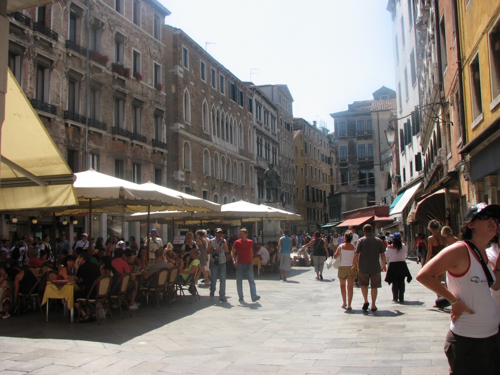 Wenecja, plac Campo San Bartolomeo