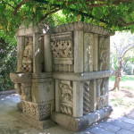 Salona, kamienna fontanna przy Tusculum