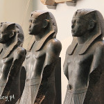 British Museum - granitowe statuy egipskiego faraona Sesotrisa III (1850 r. p.n.e.)