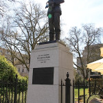 Londyn, Waterloo Place, pomnik sir Keitha Parka
