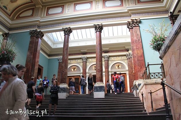 Londyn, wejście do National Gallery