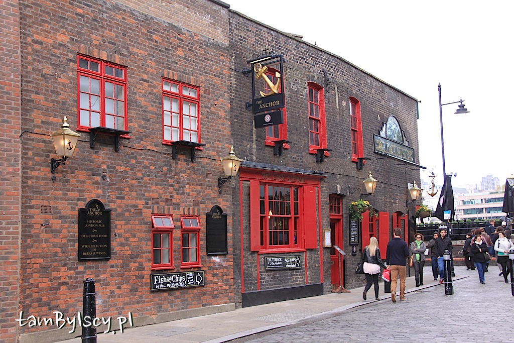 Historyczny pub The Anchor