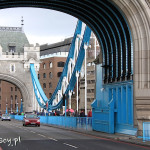 Ma moście Tower Bridge