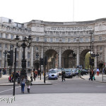 Londyn, Trafalgar Square, Admiralty Arch