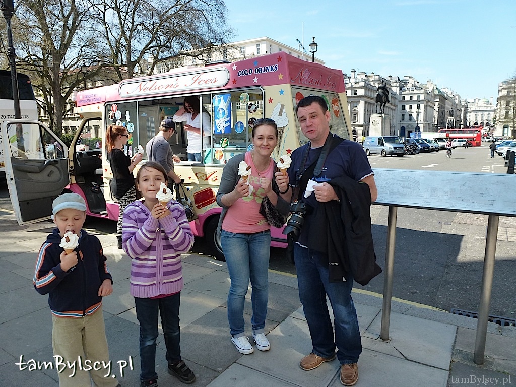 Londyn, lody na Waterloo Place