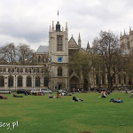 Opactwo Westminsterskie i St.Margaret's Church widziane z Parliament Square
