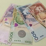 Albańska waluta. Kantorem jest tu każdy obywatel.