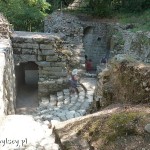 Butrint, skromne Nyphaeum za Lwią Bramą (II w.)