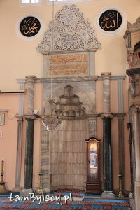 Izmir, minbar w meczecie Kestanepazari Camii