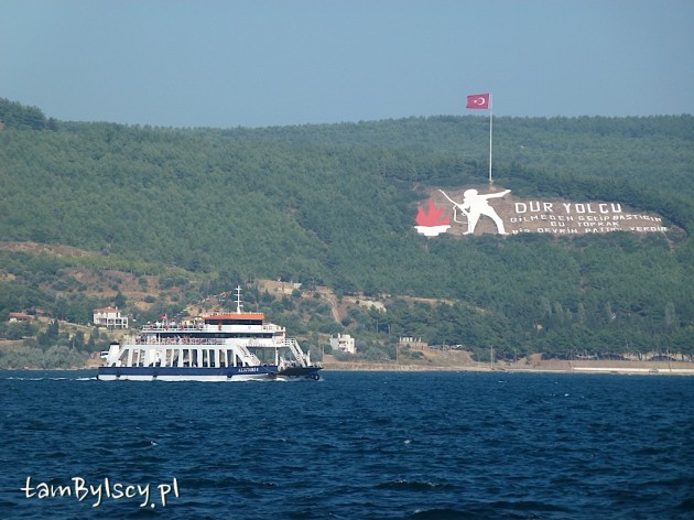 Półwysep Gallipoli, napis upamiętniający żołnierzy tureckich