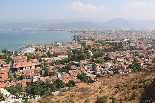Fethiye, panorama miasta widoczna z twierdzy rycerzy zakonu Kawalerów Maltańskich