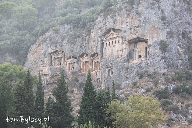 Dalyan, skalne licyjskie grobowce