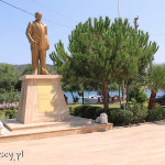 Boğaziçi, pomnik Ataturka w centrum