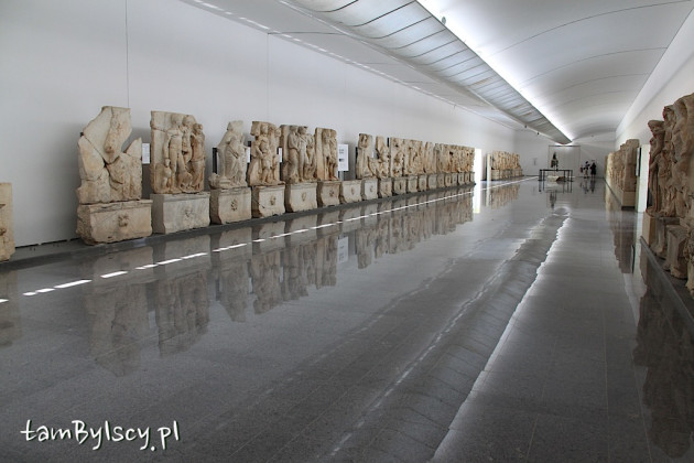 Afrodyzja, muzeum, kolekcja reliefów z sebasteionu