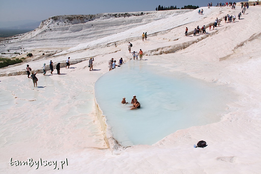 Pamukkale, baseny z ciepłą wodą ze źródeł