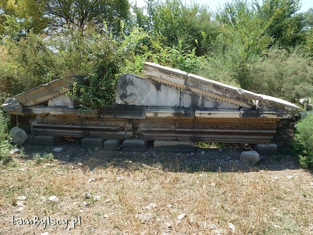 Milet, ruiny świątyni Serapis