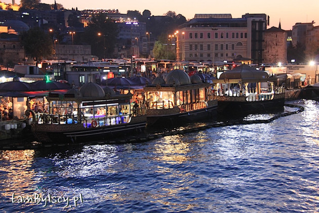 Stambuł, widok z mostu Galata
