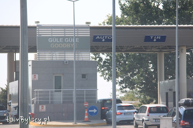Turcja mówi "güle güle" (do widzenia)