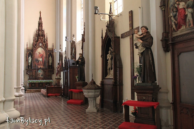 Nowy Sad, Plac Wolności, kościół pw. Zaśnięcia