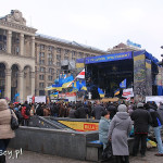 Kijów, scena na Placu Niepodległości (Majdanie), sobota 18 stycznia 2014 r.