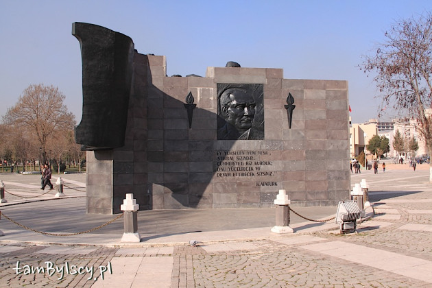 Gaziantep, pomnik Ataturka na Placu Republiki
