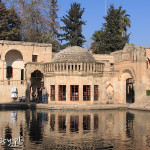 Sanliurfa, medresa Halil-ur Rahman nad jeziorem Balıklı Göl