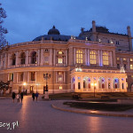 Odessa, budynek opery wieczorem