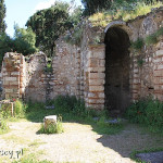 Ateny, kościół św.Mikołaja z początków panowania Imperium Osmańskiego (XV-XVi w.) po drodze na Akropol