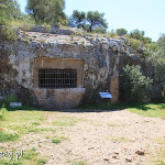 Ateny, kompleks grobowców "Kimoneia" na zboczu wzgórza Mouseion