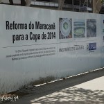 Rio de Janeiro, stadion Maracana, tablica informująca o przebudowie przed MŚ 2014