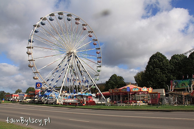 Ryga, lunapark nad brzegiem Dźwiny