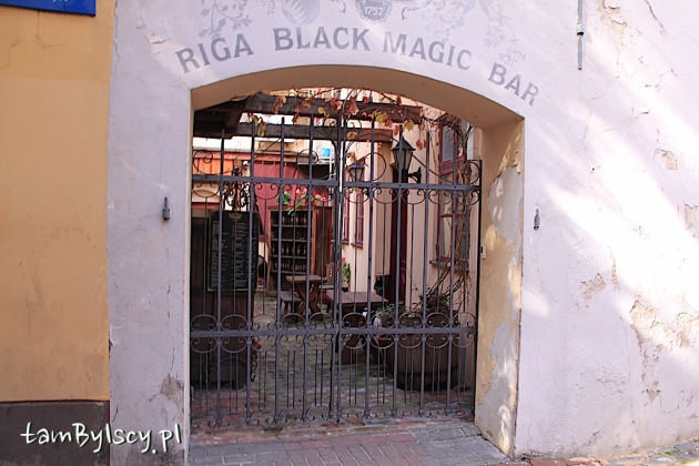 Ryga, Black Magic Bar