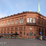 Ryga, Plac Katedralny, siedziba galerii Riga Bourse