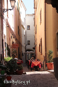 Sardynia, uliczki Castelsardo