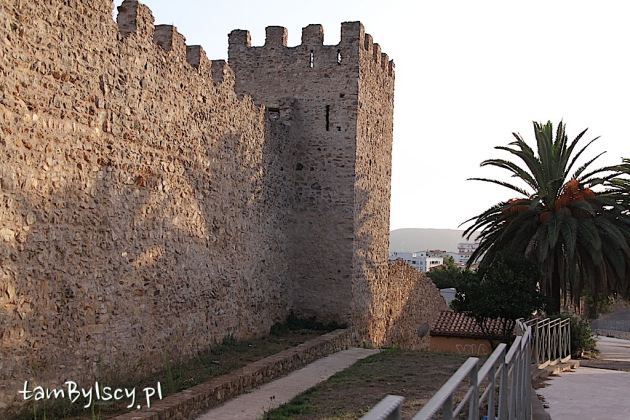 Sardynia, Iglesias, pozostałości po miejskich murach obronnych