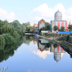 Oradea, stara synagoga nad brzegiem rzeki Crișul Repede