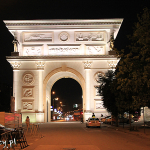 Skopje nocą