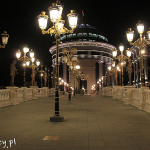 Skopje nocą