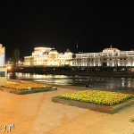 Skopje nocą