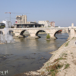 Skopje, kamienny most z XV w., symbol miasta, kiedyś miejsce egzekucji