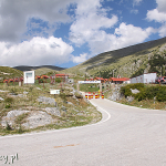 Baza wojskowa K.E.O.A.X., początek pieszego szlaku na szczyty Olimpu