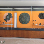 Muzeum w Delfach, eksponaty z brązu (VIII / VII w. p.n.e.)