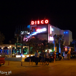 Paralia Katerinis, centrum wieczorem