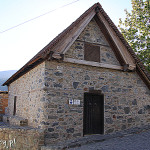 Cypr, góry Troodos, kościółek Archangelos Michael